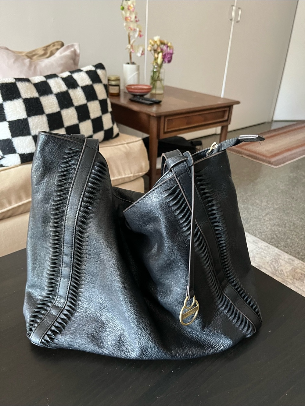 Large Black Genuine Leather Tote Bag - Picture 4 of 4